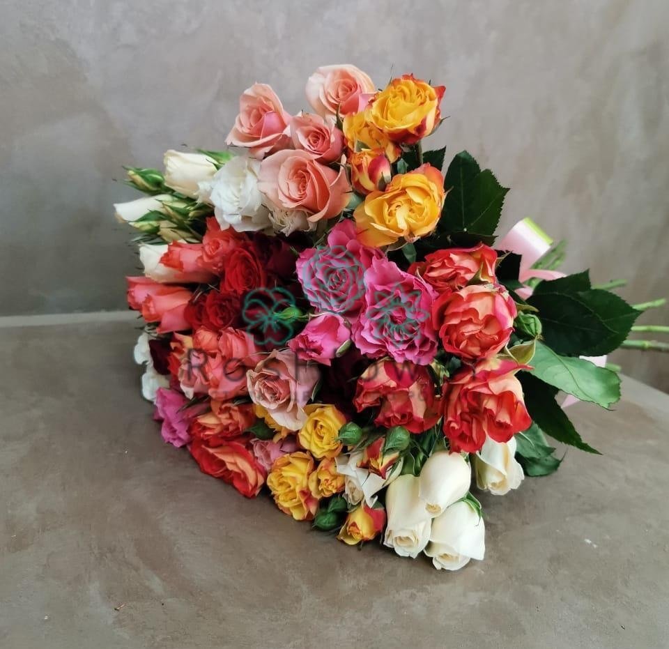 Букет цветов из: Розы в Николо-Урюпино