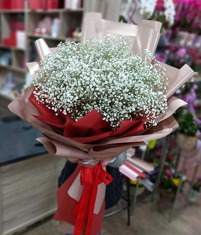 Букет цветов из: Гипсофила в Николо-Урюпино
