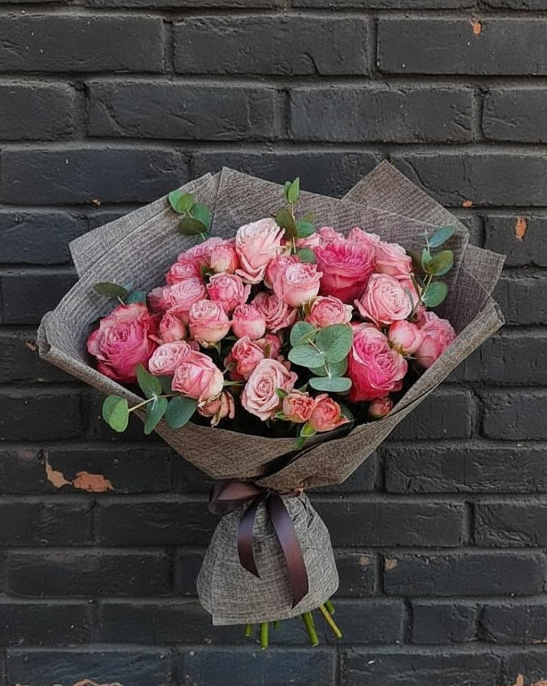 Букет цветов из: Розы в Николо-Урюпино