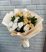 Букет цветов из:  Розы и Хризантемы в Николо-Урюпино