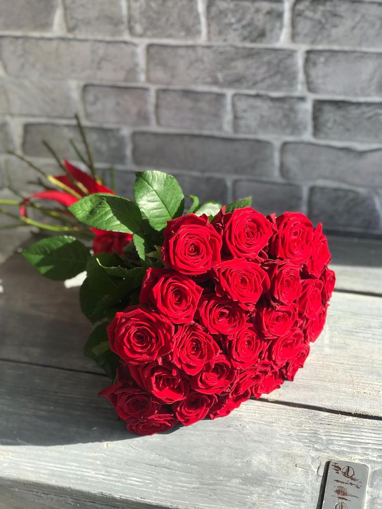 Букет Красные розы Фридом в Николо-Урюпино