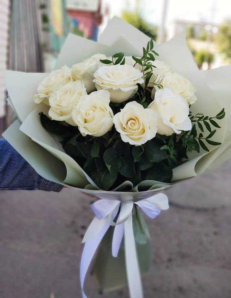 Букет Белые розы Проуд в Николо-Урюпино