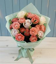 Букет цветов из:  Розы в Николо-Урюпино