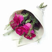 Букет цветов из:  Розы в Николо-Урюпино