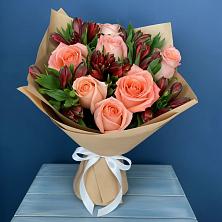 Букет цветов из:  Розы и Альстромерии в Николо-Урюпино