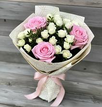 Букет цветов из:  Розы в Николо-Урюпино