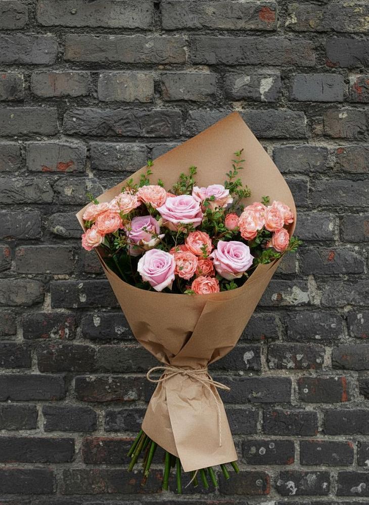 Букет цветов из: Розы в Николо-Урюпино