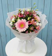 Букет цветов из:  Герберы, Альстромерии и Лизиантусы #REPLACE_PRED# Николо-Урюпино