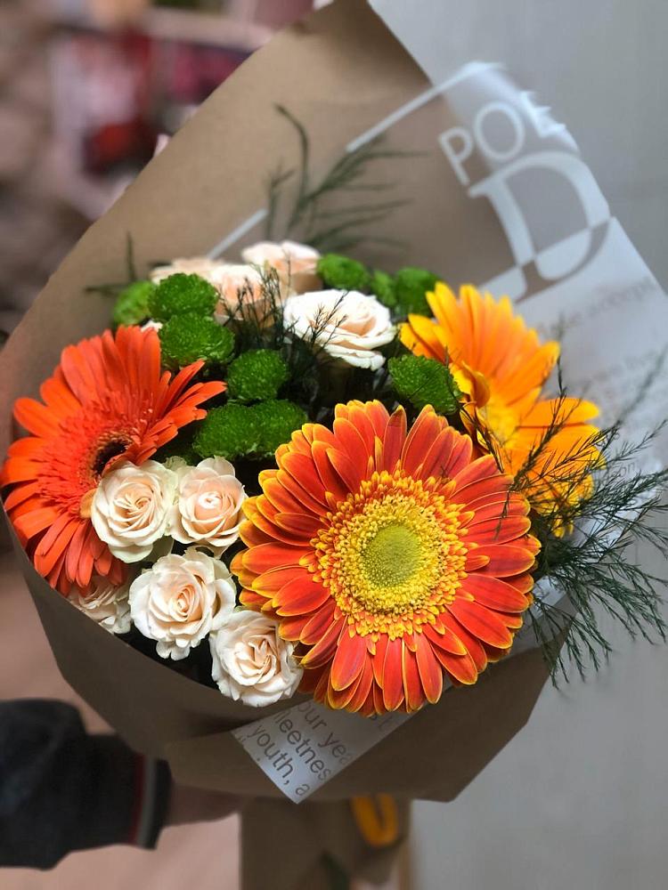 Букет цветов из: Герберы, Хризантемы и Розы в Николо-Урюпино