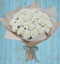 Букет цветов из:  Гвоздики в Николо-Урюпино