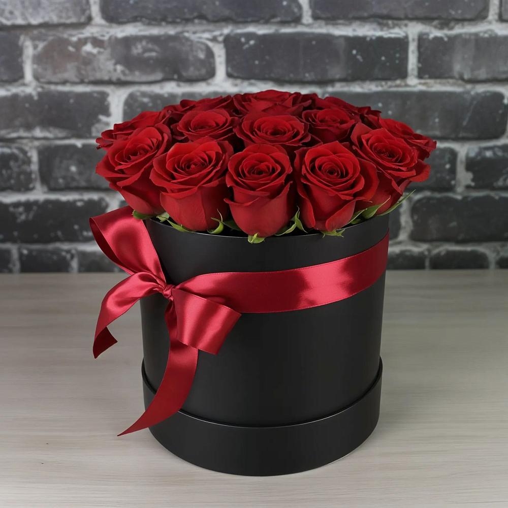 Цветочная композиция из Розы в шляпной коробке в Николо-Урюпино