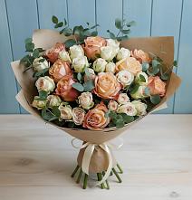 Букет цветов из:  Альстромерии и Розы в Николо-Урюпино