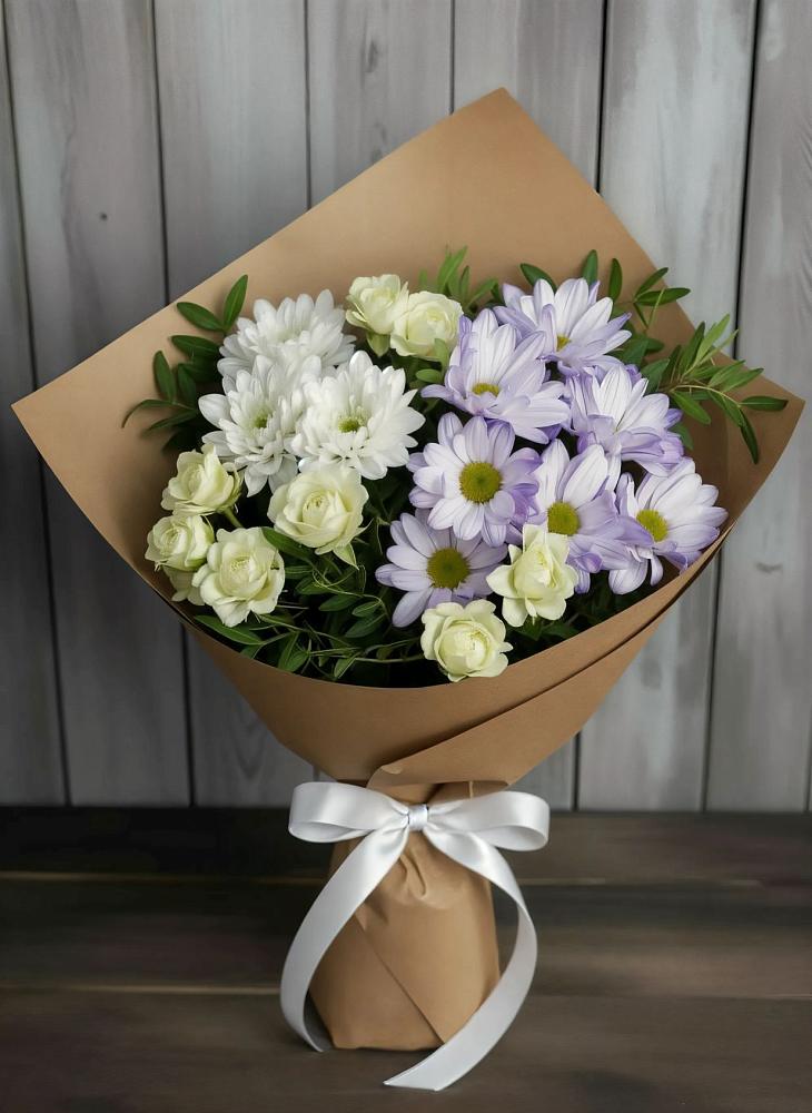 Букет цветов из: Хризантемы и Розы в Николо-Урюпино