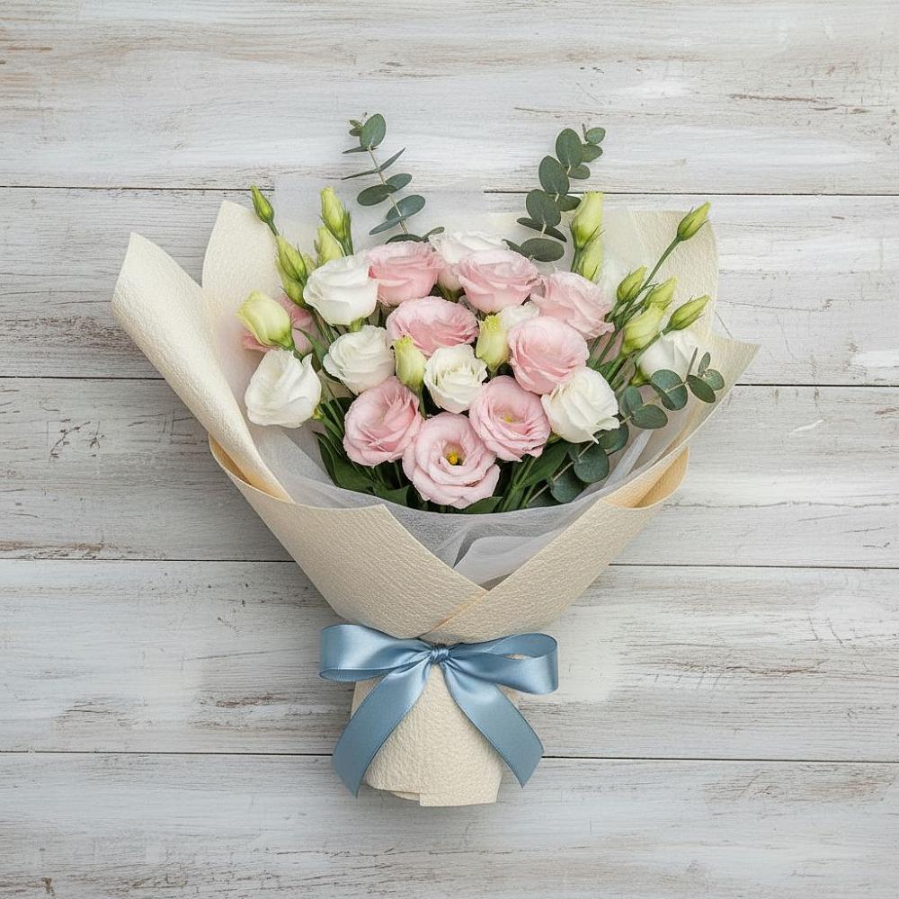 Букет цветов из: Лизиантусы в Николо-Урюпино